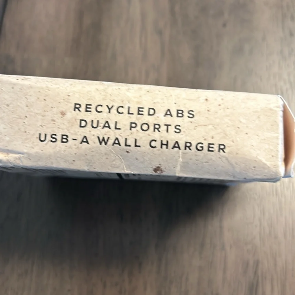 4Terra Recycled Duel Port USB-A Wall Charger